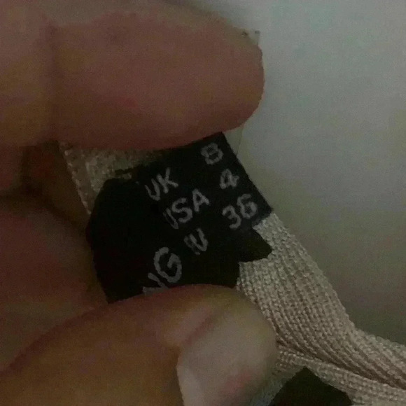 Pretty little thing - Picture 8 of 12